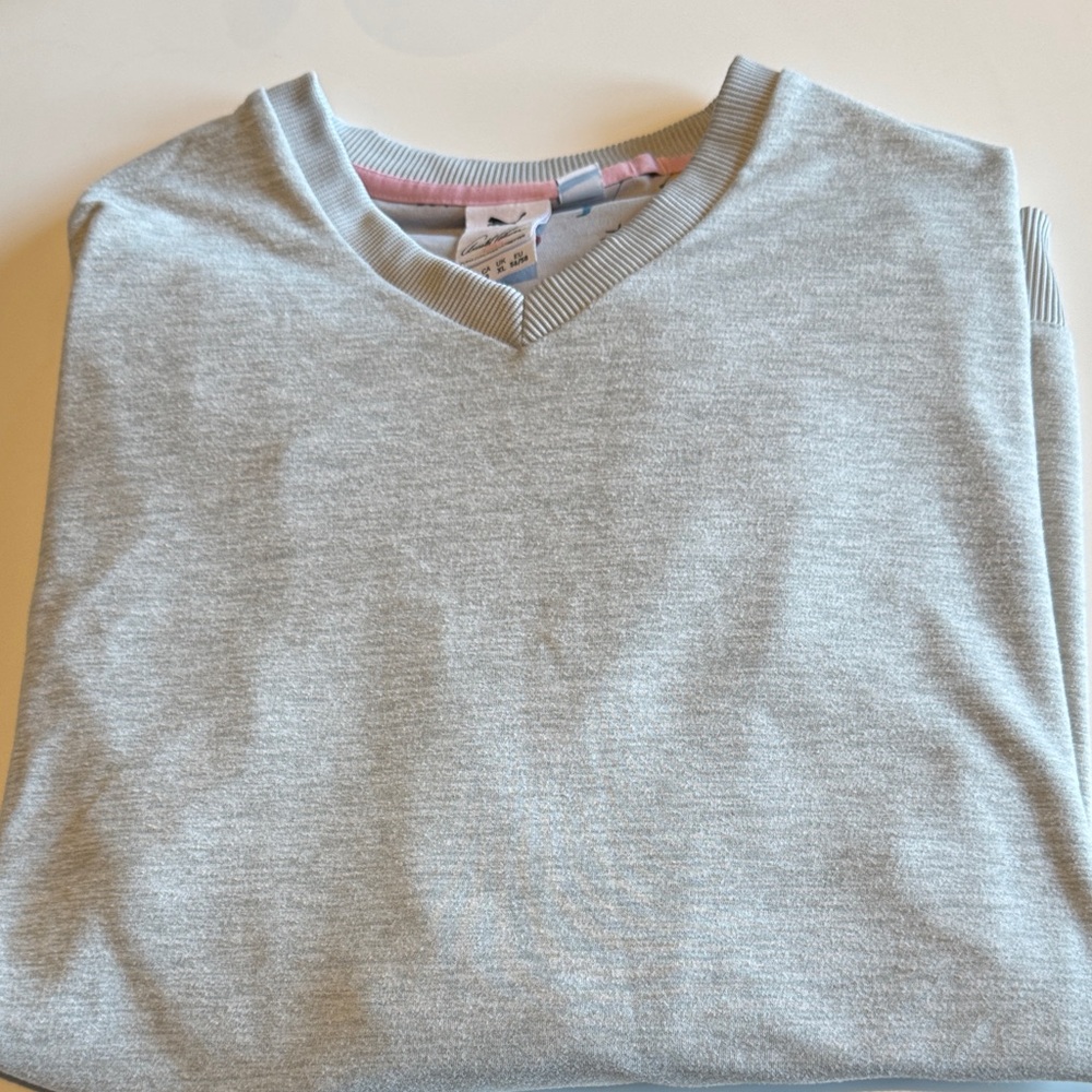 Men's Puma Grey V-Neck Pullover